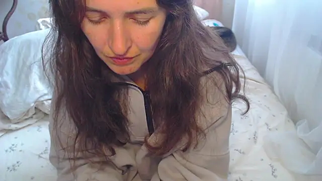 LoraPreston online show from 06/26/26, 01:17