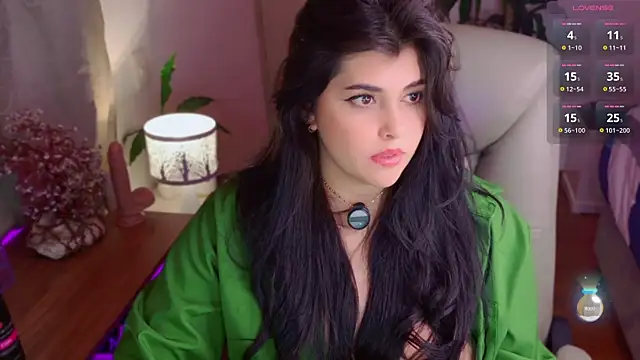 Alyaa s online show from 06/05/26, 06:52