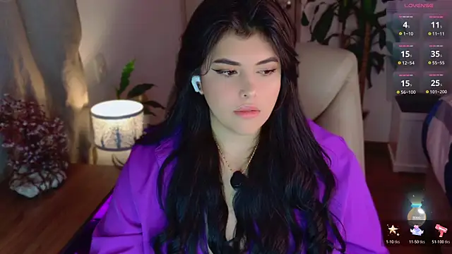 Alyaa s online show from 06/10/26, 01:51