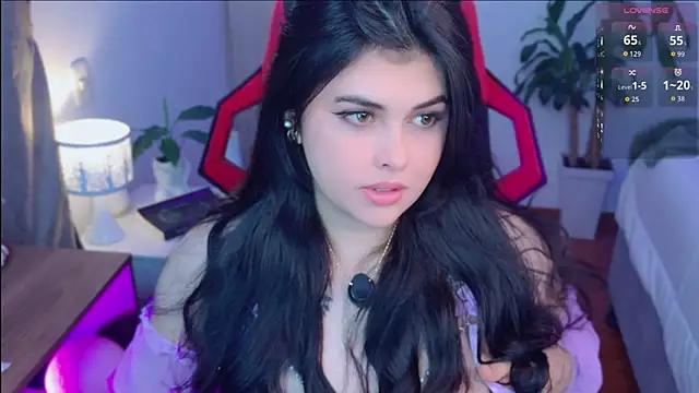 Alyaa s online show from 04/19/26, 12:44