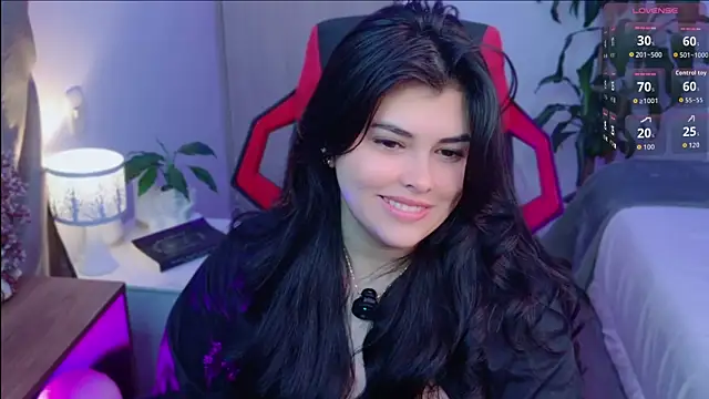 Alyaa s online show from 04/15/26, 01:00