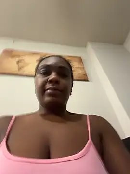 Snapshot of TilaTotti chatting on 05/29/26, 03:45 TilaTotti online show from 05/29/26, 03:45