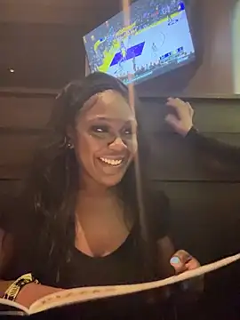 Snapshot of TilaTotti chatting on 02/20/25, 05:44 TilaTotti online show from 02/20/25, 05:44