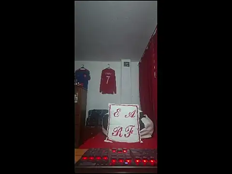 Snapshot of ALBEIROFOOTBALL1992 chatting on 05/17/26, 05:07 ALBEIROFOOTBALL1992 online show from 05/17/26, 05:07