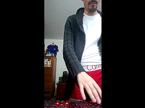 ALBEIROFOOTBALL1992 online show from 03/16/26, 05:44