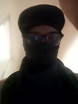 Snapshot of Smith23q123 chatting on 03/03/26, 03:19 Smith23q123 online show from 03/03/26, 03:19