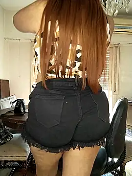 Snapshot of sasha_hot98 chatting on 10/26/25, 09:48 sasha hot98 online show from 10/26/25, 09:48