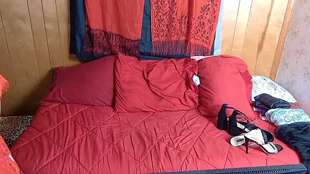 Leesdesires online show from 04/14/26, 10:31