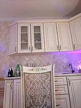 mom4you online show from 04/18/26, 09:33