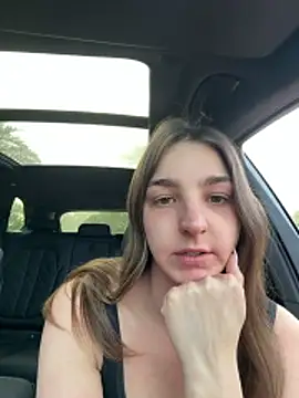 DoriDeluxe66 online show from 02/13/26, 04:29