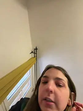 DoriDeluxe66 online show from 02/04/26, 01:17