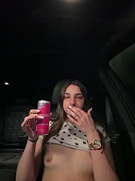 DoriDeluxe66 online show from 02/06/26, 09:55