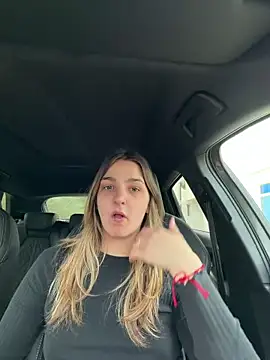 DoriDeluxe66 online show from 03/14/26, 07:36