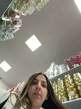 DoriDeluxe66 online show from 11/21/25, 10:03