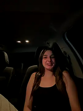 DoriDeluxe66 online show from 11/18/25, 11:15