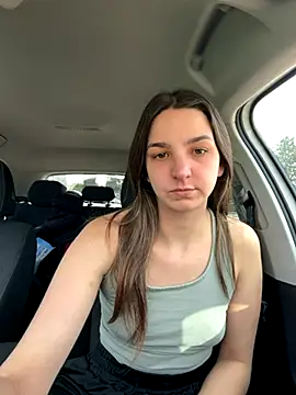 DoriDeluxe66 online show from 11/20/25, 09:54