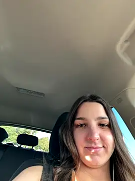 DoriDeluxe66 online show from 11/27/25, 01:33