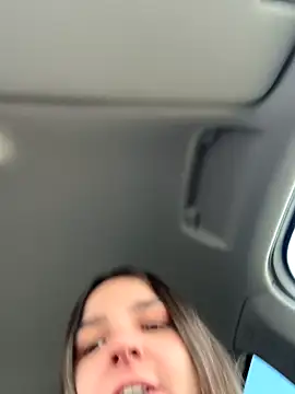 DoriDeluxe66 online show from 11/04/25, 10:08