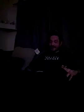 Snapshot of chosen923 chatting on 12/21/25, 01:19 chosen923 online show from 12/21/25, 01:19