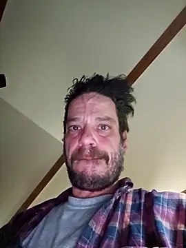 Snapshot of chosen923 chatting on 12/22/25, 12:44 chosen923 online show from 12/22/25, 12:44