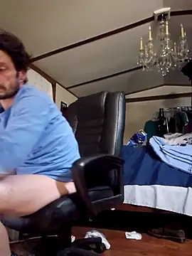 Snapshot of chosen923 chatting on 02/05/26, 05:36 chosen923 online show from 02/05/26, 05:36