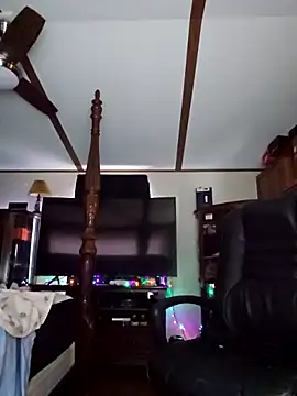 chosen923 online show from 12/17/25, 09:09