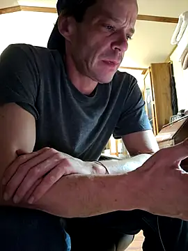 chosen923 online show from 10/04/25, 05:53