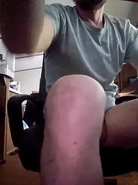 Snapshot of chosen923 chatting on 02/03/26, 06:57 chosen923 online show from 02/03/26, 06:57