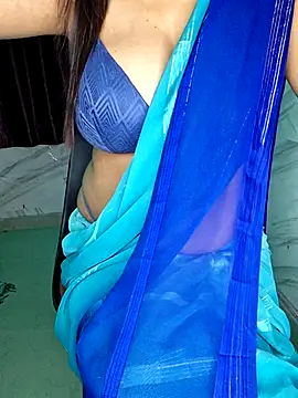 Snapshot of Ms_Divya chatting on 02/23/25, 11:22 Ms Divya online show from 02/23/25, 11:22
