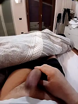 Snapshot of 74bob chatting on 02/18/26, 07:28 74bob online show from 02/18/26, 07:28