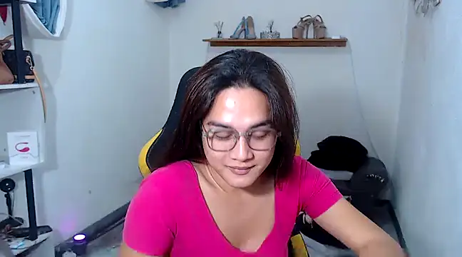 MarieLoveGlamorous online show from 02/24/25, 12:30