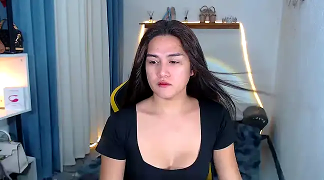 MarieLoveGlamorous online show from 12/14/24, 01:16