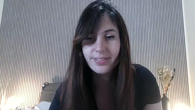 Snapshot of MysteryGirl7 chatting on 03/20/25, 08:42 MysteryGirl7 online show from 03/20/25, 08:42
