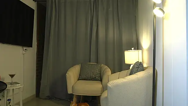 Snapshot of kendall_ruiz chatting on 09/20/25, 12:59 kendall ruiz online show from 09/20/25, 12:59