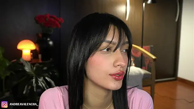 Snapshot of kendall_ruiz chatting on 01/05/25, 05:09 kendall ruiz online show from 01/05/25, 05:09