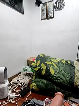 HotsexyNaughtysweetbaby online show from 04/06/26, 06:25