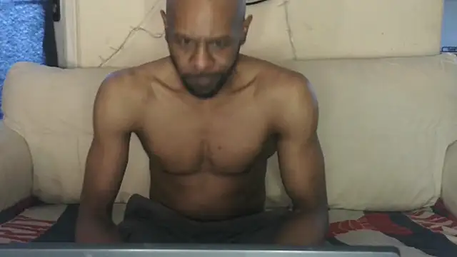 CuzzyB69 online show from 04/08/26, 06:15