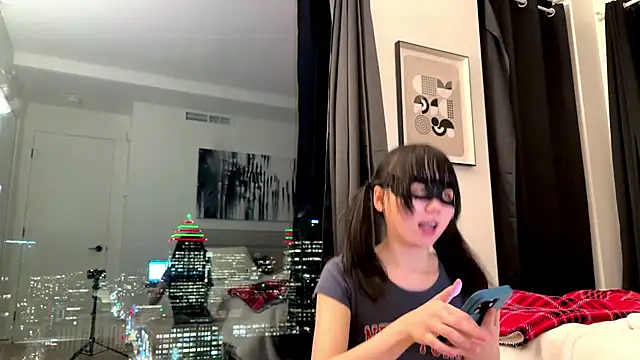 Snapshot of badangelsjennyx chatting on 12/13/24, 04:00 badangelsjennyx online show from 12/13/24, 04:00