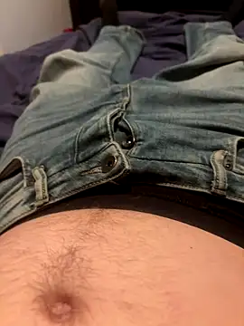 Snapshot of HunterBaby chatting on 09/28/25, 11:34 HunterBaby online show from 09/28/25, 11:34