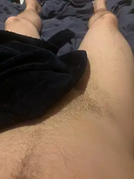 Snapshot of HunterBaby chatting on 09/18/25, 01:19 HunterBaby online show from 09/18/25, 01:19