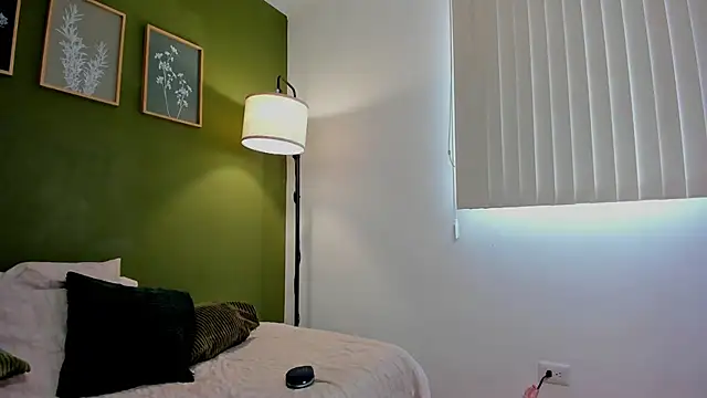 karlye 5 online show from 02/24/26, 01:23