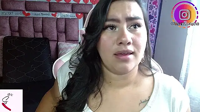 Snapshot of ValerieDiiamond chatting on 09/10/25, 02:49 ValerieDiiamond online show from 09/10/25, 02:49