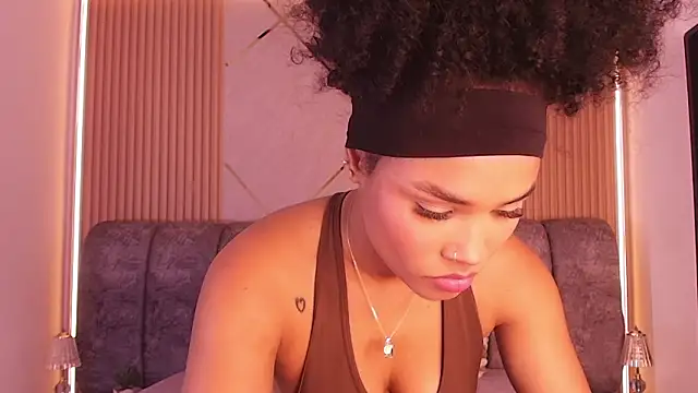 naia blessed online show from 03/11/26, 07:19