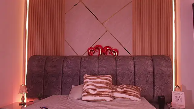 naia blessed online show from 02/26/26, 07:14