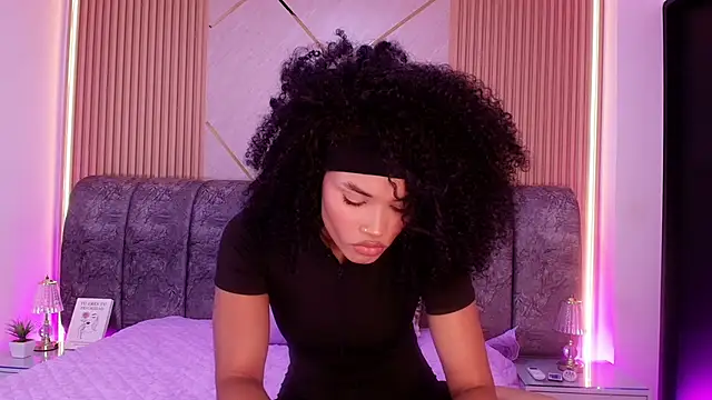 naia blessed online show from 04/24/26, 07:16