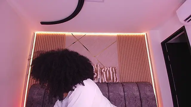 naia blessed online show from 02/19/26, 07:11