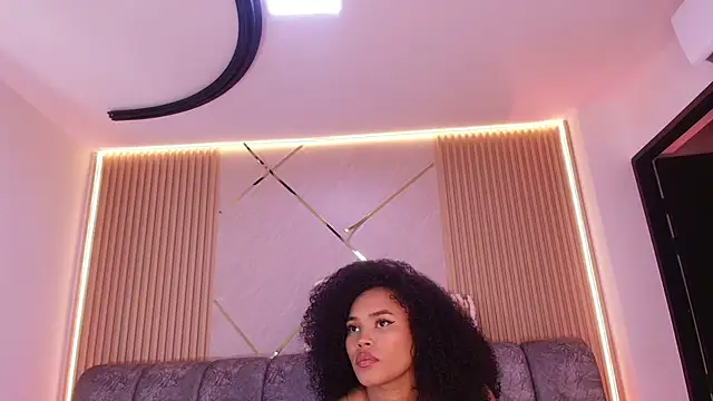 naia blessed online show from 04/09/26, 07:20