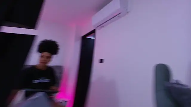 naia blessed online show from 11/07/25, 07:29