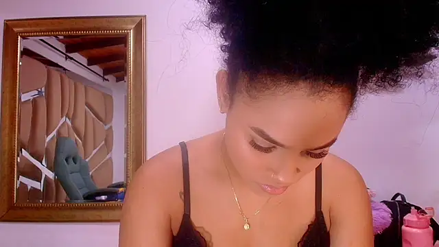 naia blessed online show from 11/01/25, 07:19