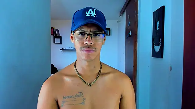 Snapshot of _John_Boy_ chatting on 02/24/25, 10:03 John Boy online show from 02/24/25, 10:03